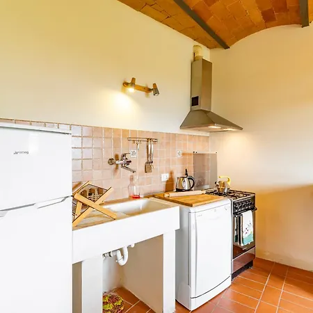 Apartment Salivolpe, Amazing Chianti View - Happy Le Fornacette